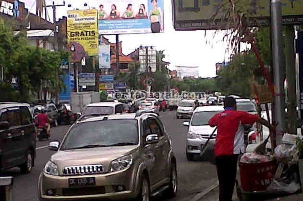 Erafone Teuku Umar Bali | jalan jalan santai sambil belanja murah di bali berita Erafone Teuku Umar Bali | jalan jalan santai sambil belanja murah di bali berita