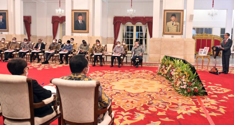 Presiden Mendorong Untuk Optimistis Namun Tetap Waspada