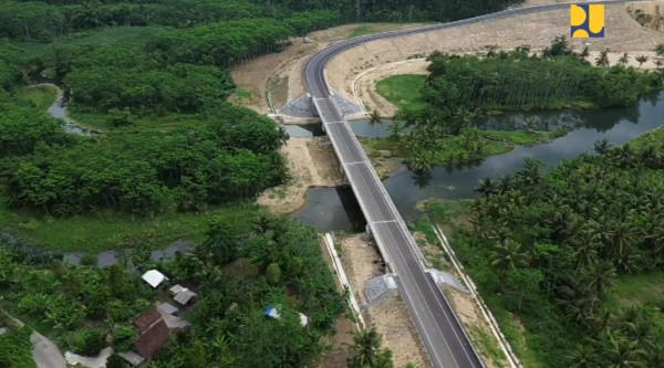 Pada tahun 2025, Rachman Arief mengungkapkan juga akan menyelesaikan pembangunan flyover/underpass sepanjang 142 meter dengan alokasi anggaran sebesar Rp49 milyar, di antaranya Flyover Sudirman di Sumatera Selatan dan Underpass Bitung di Banten.